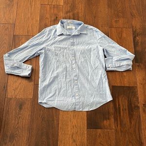 Calvin Klein 100% cotton blue button down dress shirt size medium